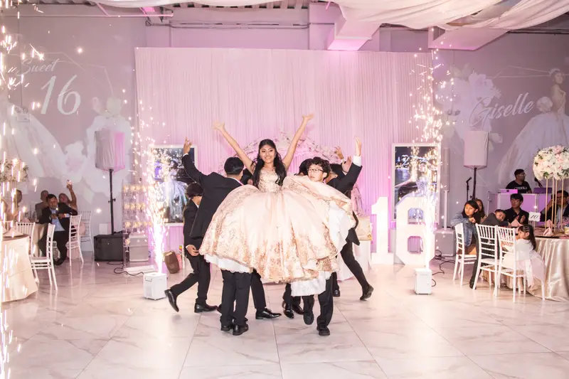 Giselle-500.jpg